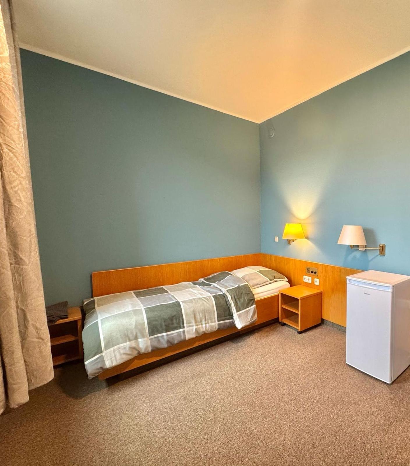 Ar Airport Hotel Ruesselsheim Exterior photo